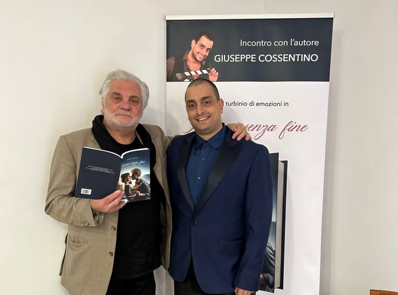 A Salerno successo clamoroso per la presentazione del libro "Passioni Senza fine" di Giuseppe Cossentino con star Fabio Mazzari